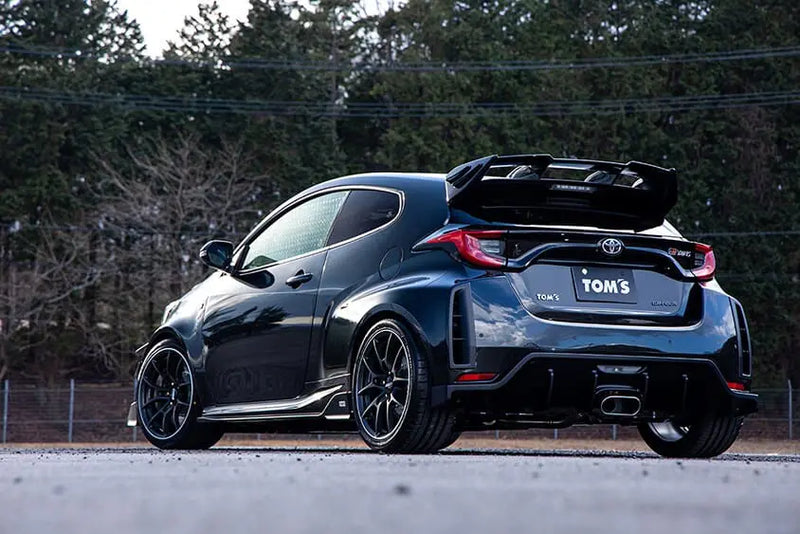 Carica immagine in Galleria Viewer, Kit Carrozzeria TOM'S per Toyota Yaris GR