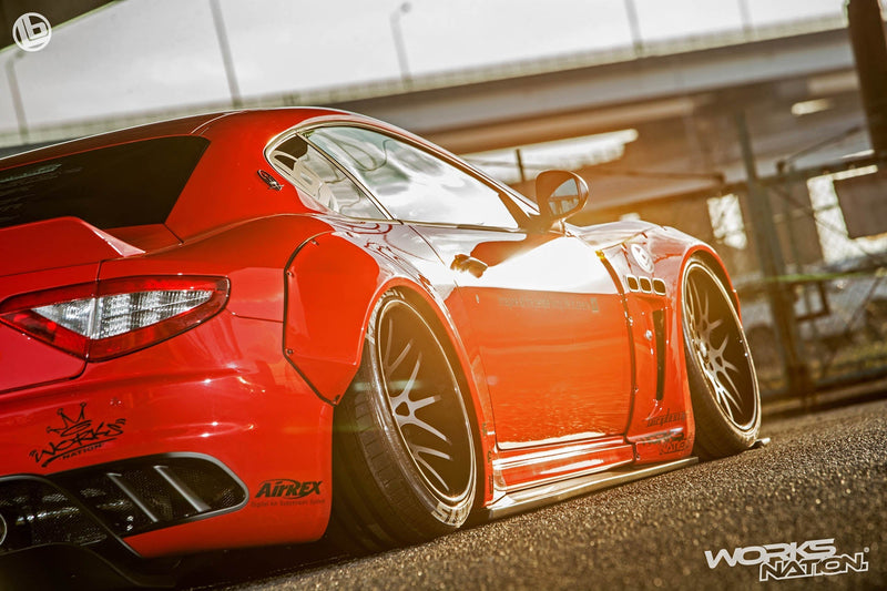 Carica immagine in Galleria Viewer, Kit Carrozzeria Liberty Walk LB Works per Maserati Gran Turismo MC Stradale