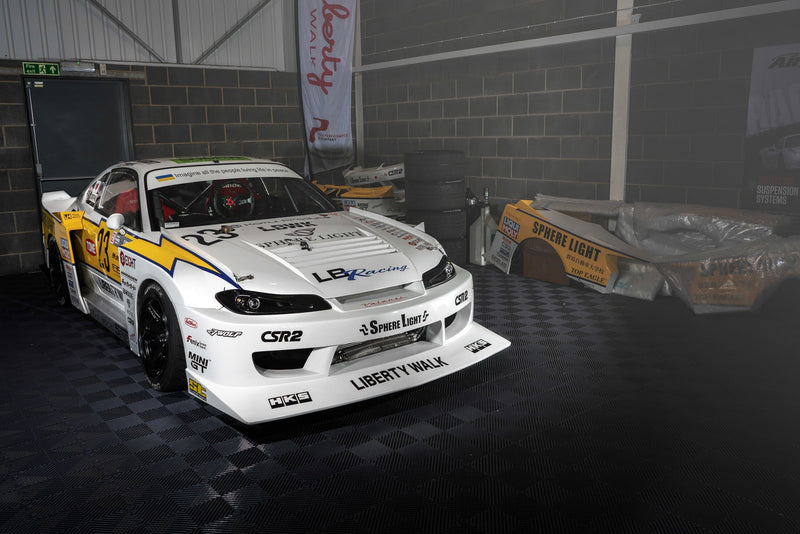 Carica immagine in Galleria Viewer, Kit Carrozzeria Liberty Walk LB Super Silhouette per Nissan Silvia S15