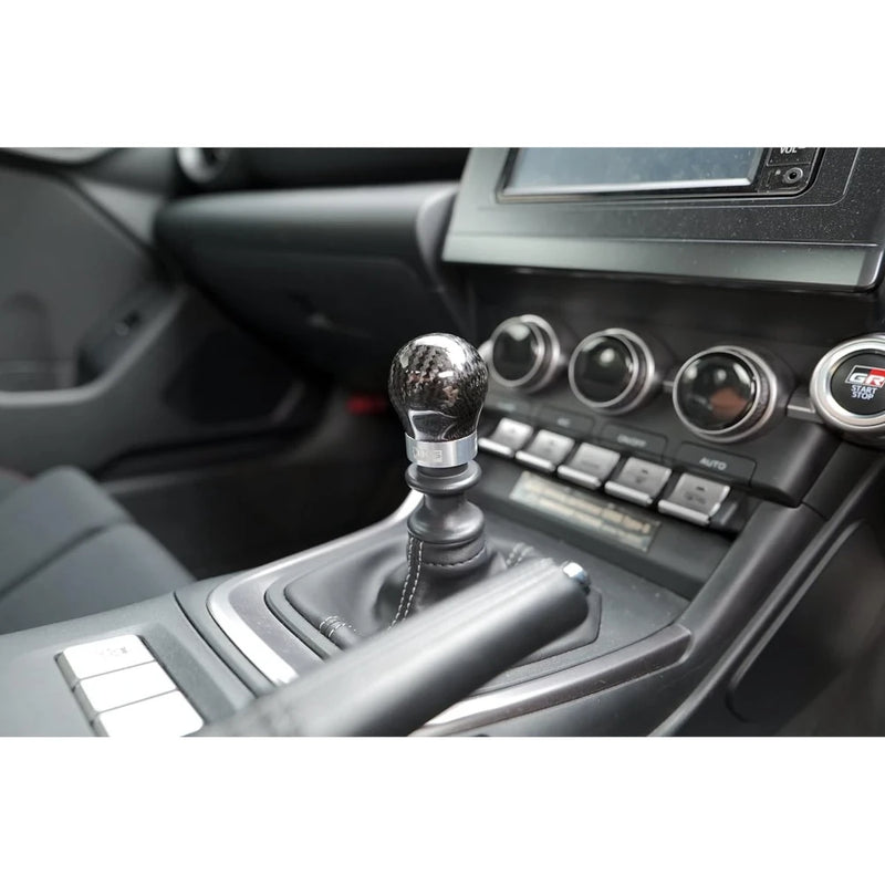 Carica immagine in Galleria Viewer, Pomello in Carbonio HKS per Toyota GR Yaris & GR Corolla