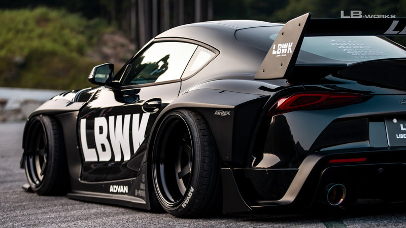 Carica immagine in Galleria Viewer, Kit Carrozzeria Liberty Walk LB Works Ver.2 per Toyota Supra A90