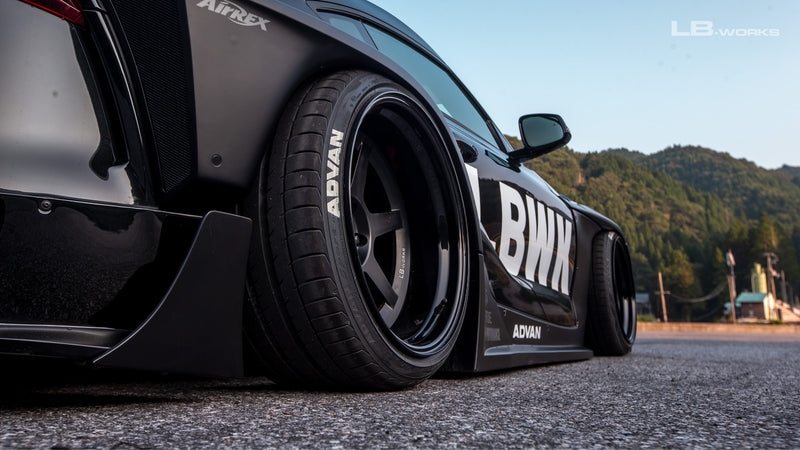 Carica immagine in Galleria Viewer, Kit Carrozzeria Liberty Walk LB Works Ver.2 per Toyota Supra A90