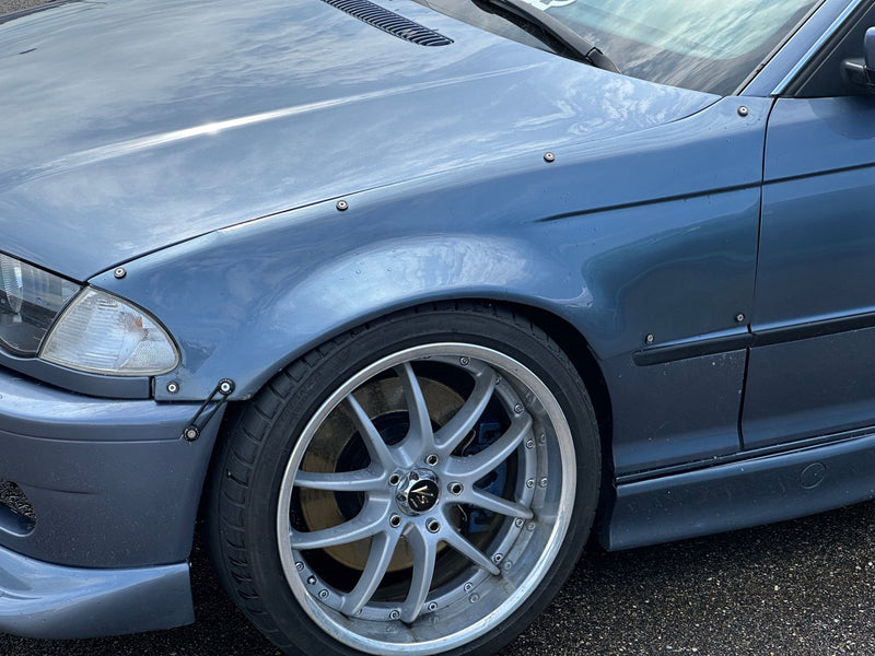 Carica immagine in Galleria Viewer, Kit Carrozzeria Widebody "Onion Style" per BMW E46