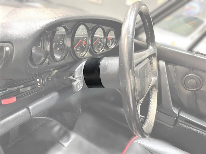 Carica immagine in Galleria Viewer, Distanziale Volante SpacerShop per Porsche 928