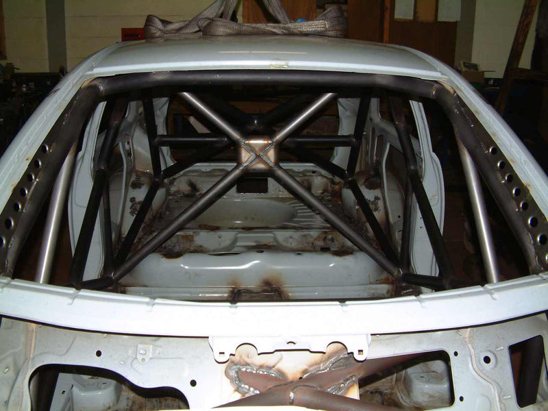 Carica immagine in Galleria Viewer, Roll Bar Multipunto Custom Cages da Saldare per Opel Corsa C - FIA (T45)