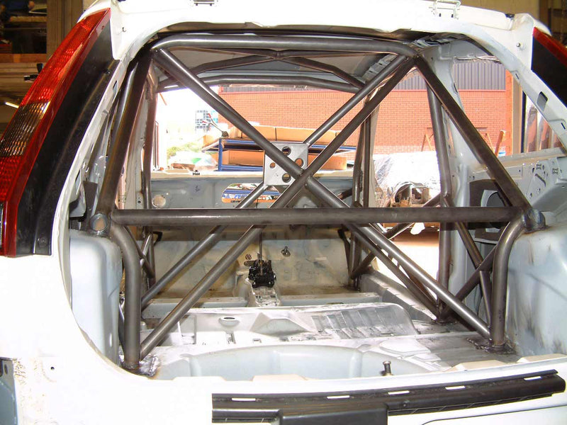 Carica immagine in Galleria Viewer, Roll Bar Multipunto Custom Cages da Saldare per Ford Fiesta MK5 - FIA