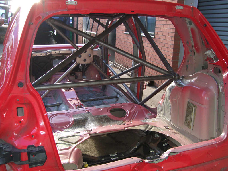 Carica immagine in Galleria Viewer, Roll Bar Multipunto Custom Cages da Saldare per Volkswagen Golf 5 - FIA