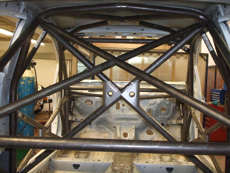 Carica immagine in Galleria Viewer, Roll Bar Multipunto Custom Cages da Saldare per Ford Fiesta MK7 - FIA