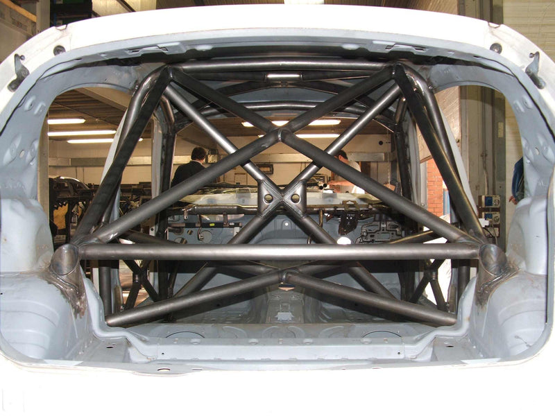 Carica immagine in Galleria Viewer, Roll Bar Multipunto Custom Cages da Saldare per BMW Serie 1 E81 & E87 - FIA