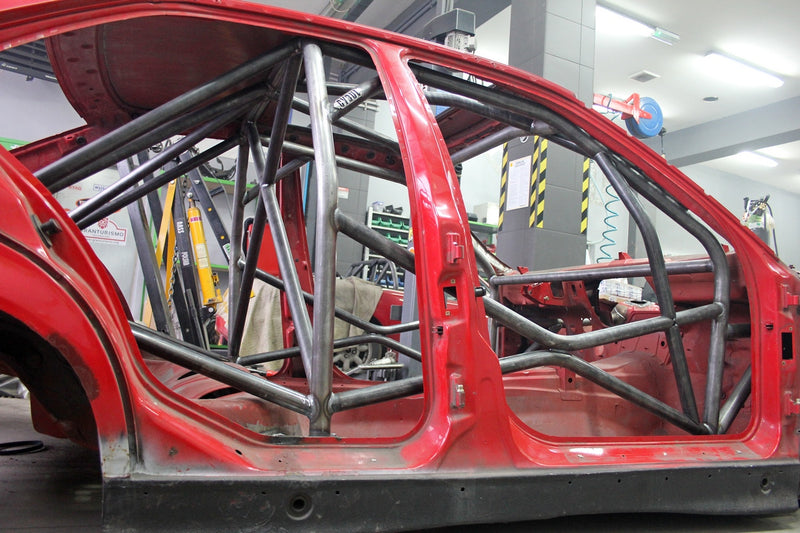 Carica immagine in Galleria Viewer, Roll Bar Multipunto da Saldare Cybul V3 Nascar per BMW E36 Compact