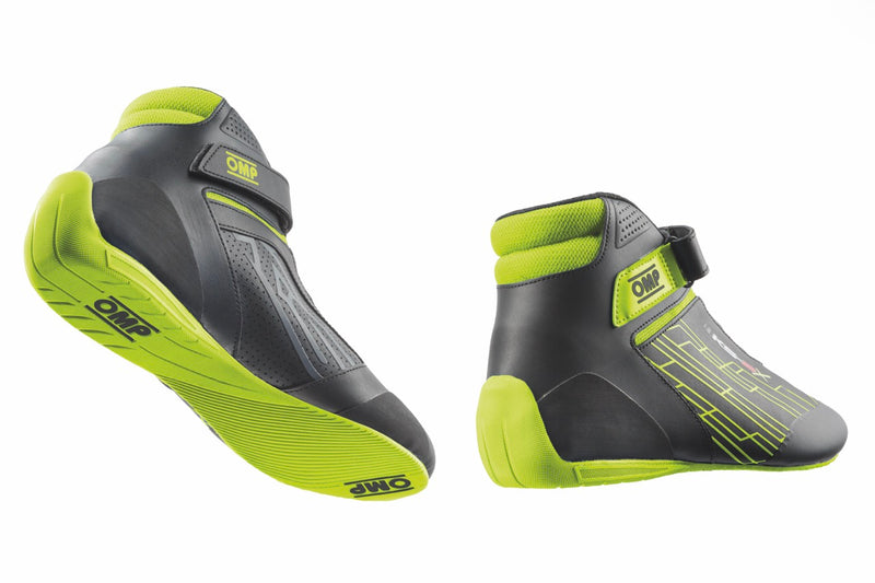 Carica immagine in Galleria Viewer, Scarpe Kart Bambino OMP KS-2X Nero / Giallo Fluo (FIA)