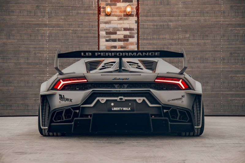 Carica immagine in Galleria Viewer, Kit Carrozzeria Liberty Walk LB Silhouette Works per Lamborghini Huracan GT