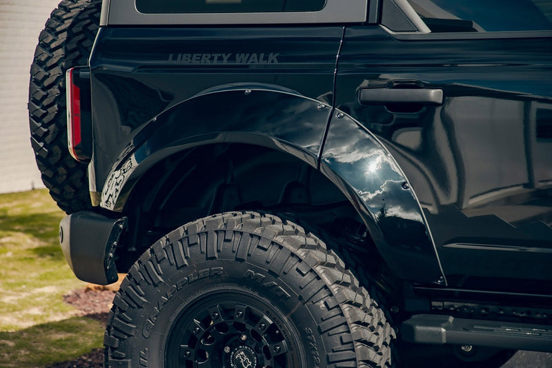 Carica immagine in Galleria Viewer, Kit Carrozzeria Liberty Walk LB Works per Ford Bronco