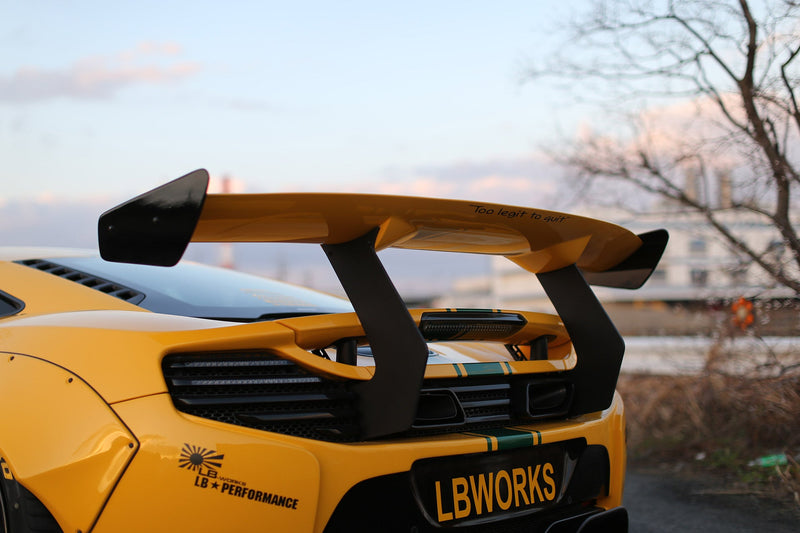 Carica immagine in Galleria Viewer, Kit Carrozzeria Liberty Walk LB Works per McLaren 650S