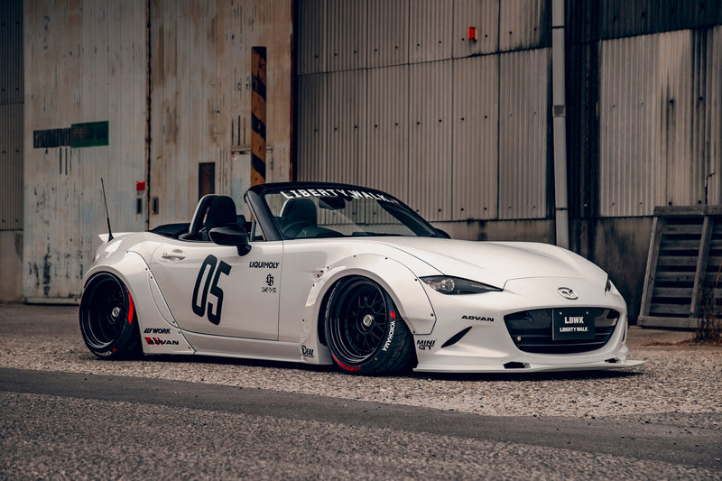 Carica immagine in Galleria Viewer, Kit Carrozzeria Liberty Walk LB Works Ver.2 per Mazda MX-5 ND