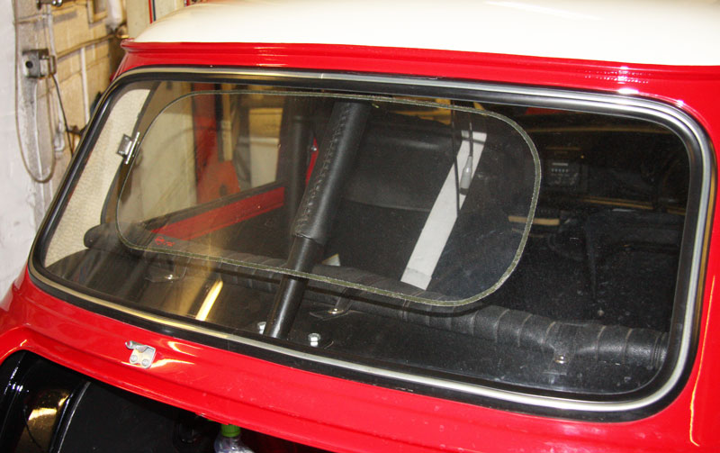 Carica immagine in Galleria Viewer, Vetri in Policarbonato per Mini Classic MK1