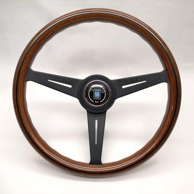Carica immagine in Galleria Viewer, Volante Nardi Classic ND36 Legno, Razze Nere, a Calice 25 mm