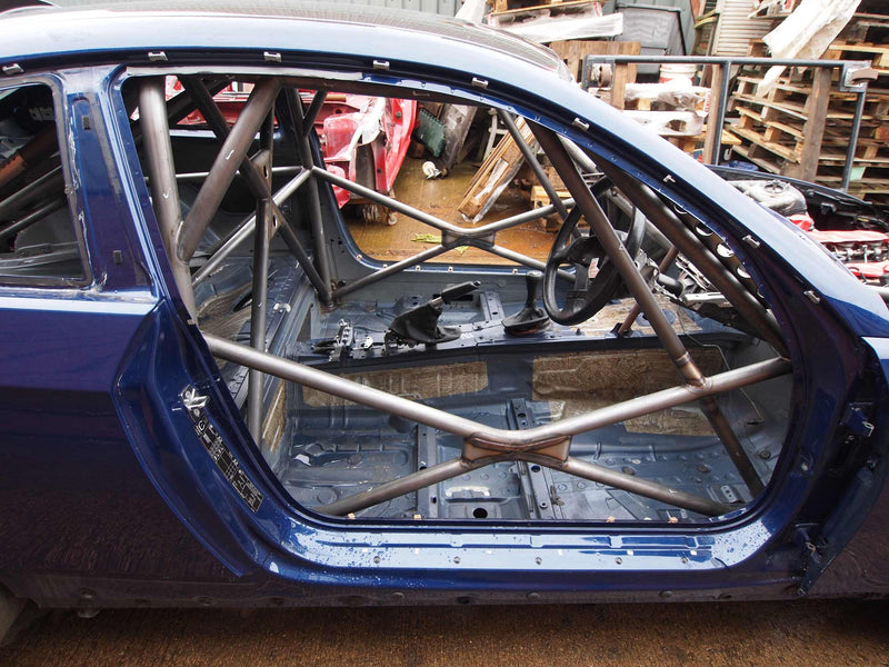 Carica immagine in Galleria Viewer, Roll Bar Multipunto Custom Cages da Saldare per BMW E92 (Coupé) - FIA