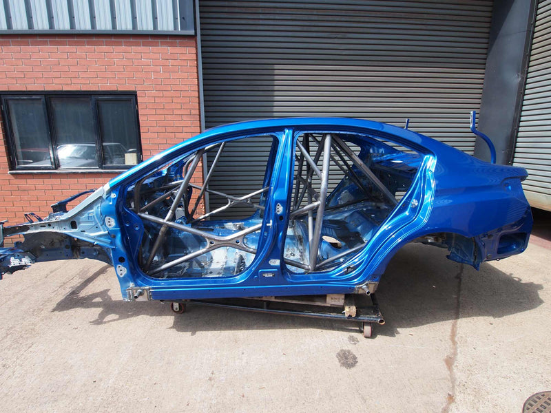 Carica immagine in Galleria Viewer, Roll Bar Multipunto Custom Cages da Saldare per Subaru Impreza VAB - FIA