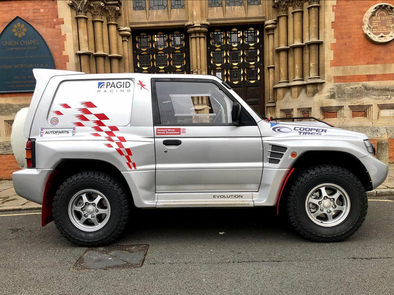 Carica immagine in Galleria Viewer, Vetri in Policarbonato per Mitsubishi Pajero Evolution V55