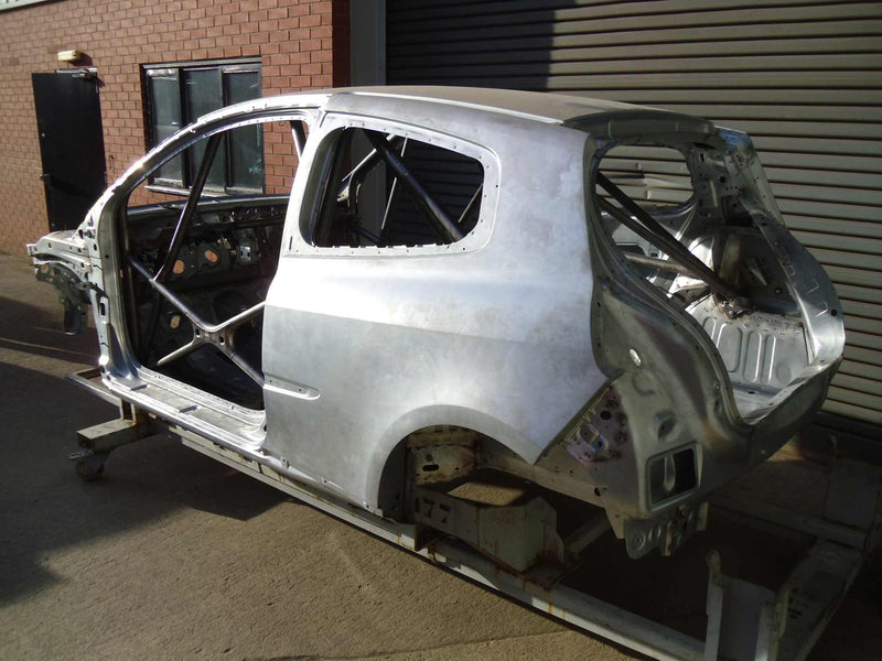 Carica immagine in Galleria Viewer, Roll Bar Multipunto Custom Cages da Saldare per Renault Clio 3 - FIA