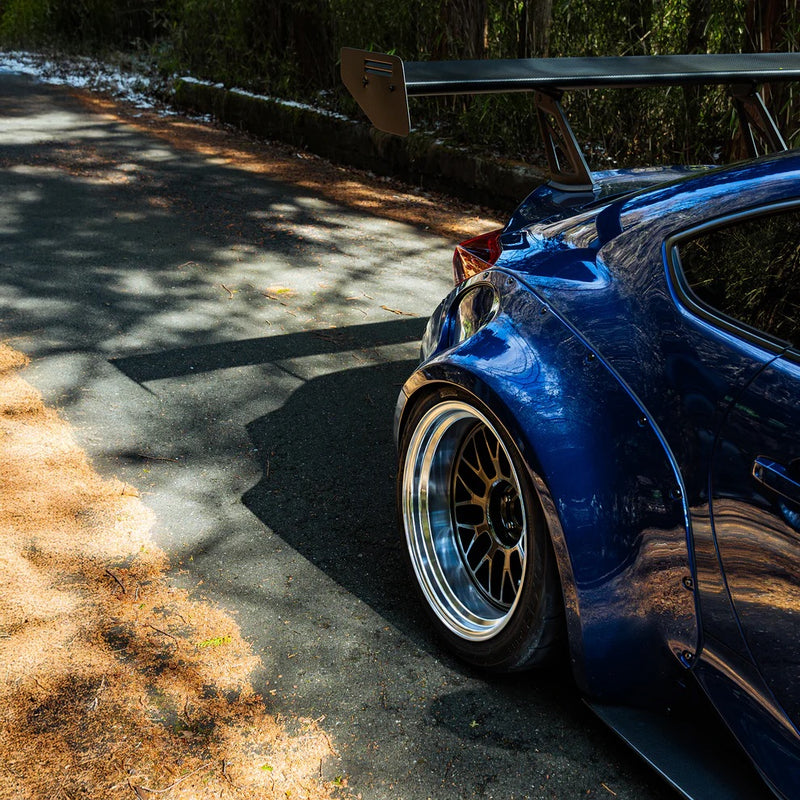 Carica immagine in Galleria Viewer, Kit Carrozzeria Widebody Adro V2 per Toyota GR86