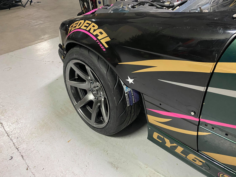 Carica immagine in Galleria Viewer, Kit Carrozzeria Felony per BMW E36 Coupé
