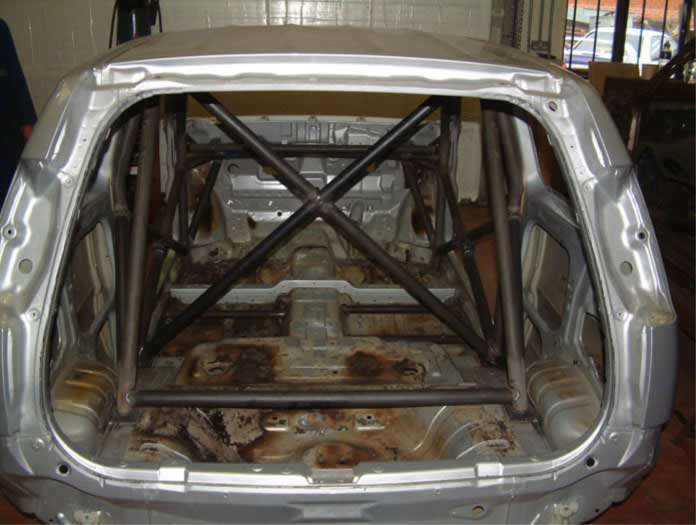 Carica immagine in Galleria Viewer, Roll Bar Multipunto Custom Cages da Saldare per Suzuki Ignis - FIA
