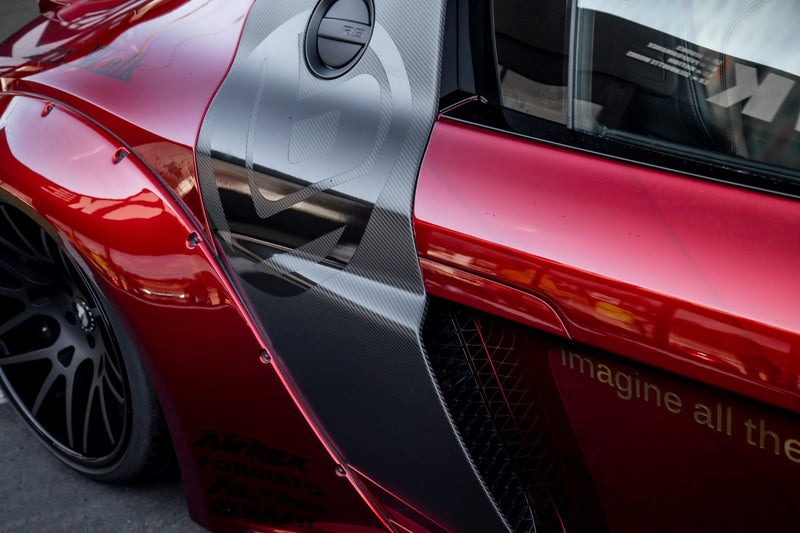 Carica immagine in Galleria Viewer, Kit Carrozzeria Liberty Walk LB Works per Audi R8 V10
