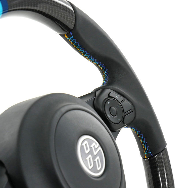 Volante GReddy in Carbonio Nero con Cuciture Tricolori per Toyota GT86 (17-21) & GR86