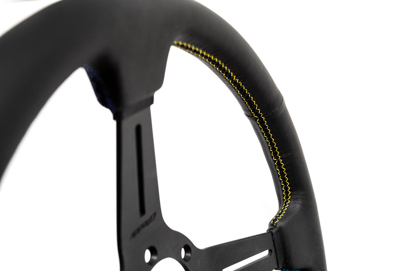 Carica immagine in Galleria Viewer, Volante GReddy "Medium Type" a Calice (47 mm), Pelle Nera, Razze Nere - 340 mm
