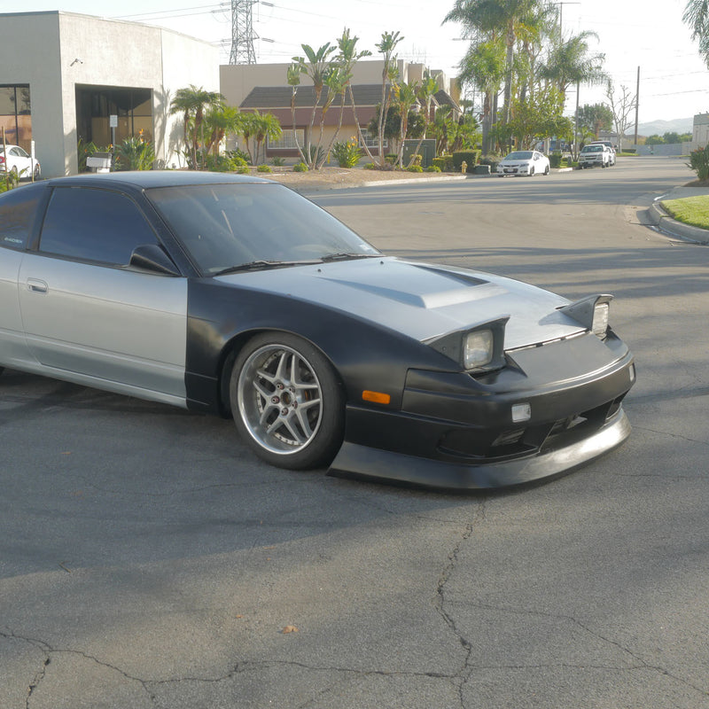 Carica immagine in Galleria Viewer, Parafanghi Anteriori 50 mm KBD Wide Johnnies Style per Nissan 200SX S13 (89-94)
