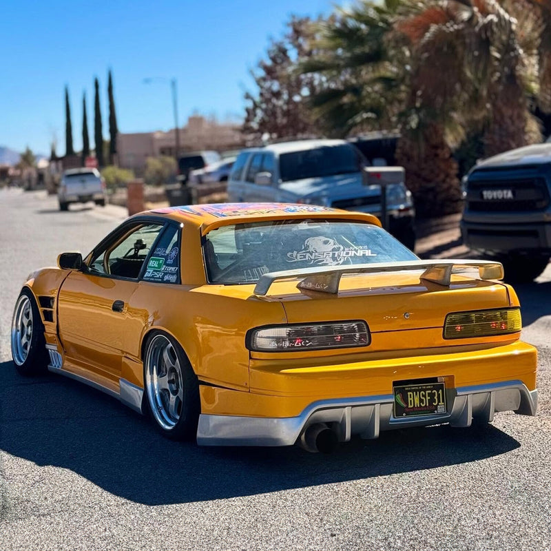 Carica immagine in Galleria Viewer, Paraurti Posteriore KBD Racing Style per Nissan Silvia S13 Coupé / Cabrio (89-94)
