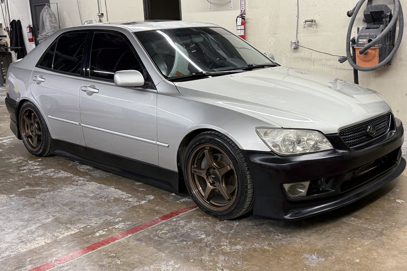 Carica immagine in Galleria Viewer, Kit Carrozzeria KBD VTX Style per Lexus IS XE10 (00-05)
