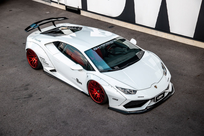 Carica immagine in Galleria Viewer, Kit Carrozzeria Liberty Walk LB Works Ver.1 per Lamborghini Huracan
