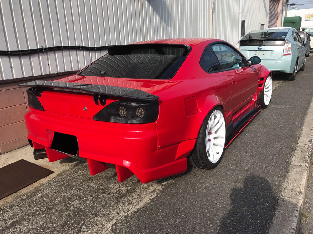 Parafanghi Anteriori Origin Labo +75mm per Nissan Silvia S15