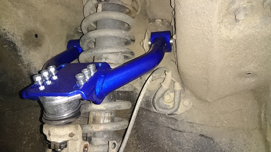 Bracci Oscillanti Superiori Anteriori Regolabili (Camber Kit) Hardrace per Honda CR-V RD (97-01)