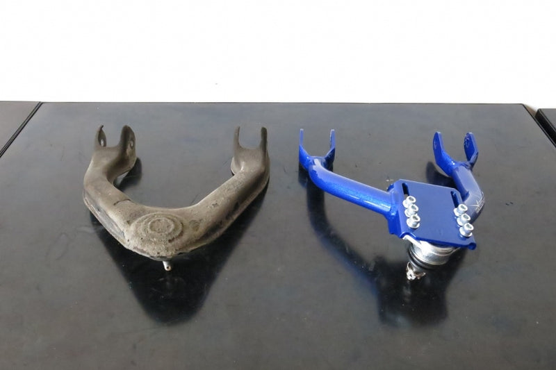 Carica immagine in Galleria Viewer, Bracci Oscillanti Superiori Anteriori Regolabili (Camber Kit) Hardrace per Honda Prelude 4G BA e BB
