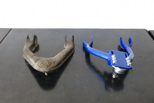 Bracci Oscillanti Superiori Anteriori Regolabili (Camber Kit) Hardrace per Honda Prelude 4G BA e BB