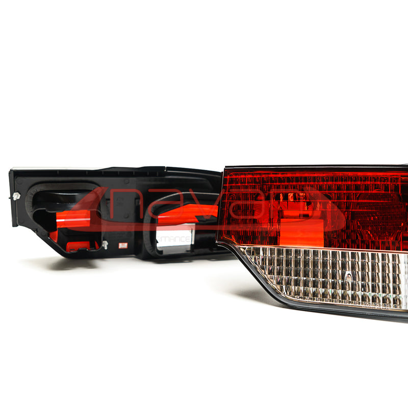 Carica immagine in Galleria Viewer, Fanali Posteriori Navan Crystal per Nissan 200SX S13

