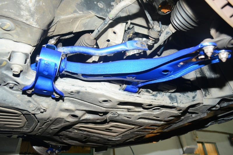Carica immagine in Galleria Viewer, Bracci Oscillanti Inferiori Anteriori Hardrace per Honda CR-V RM (12-16)
