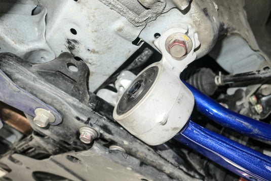 Bracci Oscillanti Inferiori Anteriori Hardrace per Honda CR-V (17-22)