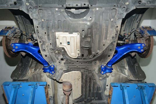 Bracci Oscillanti Inferiori Anteriori Hardrace per Honda CR-V RM (12-16)