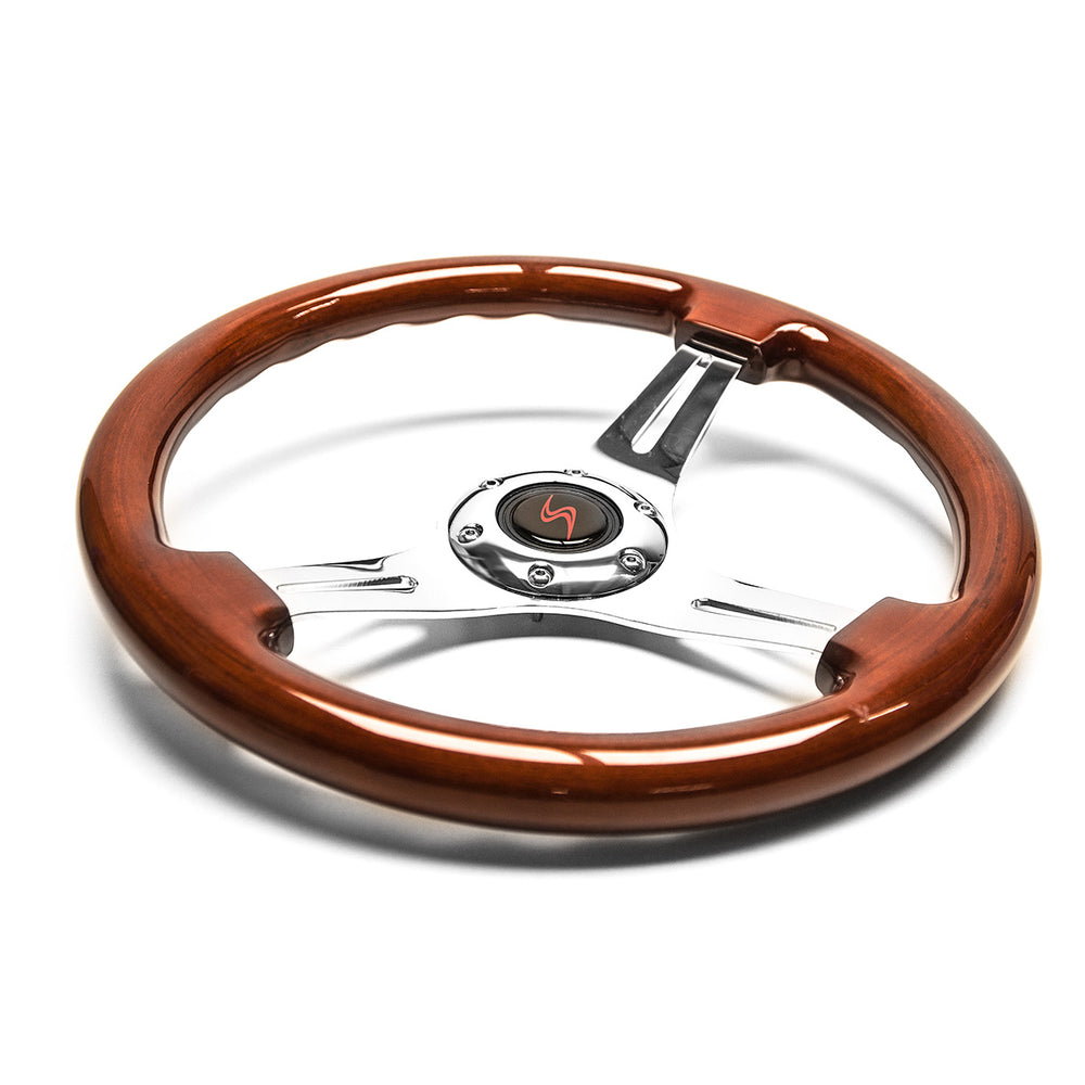 Volante in Legno, Razze Cromate