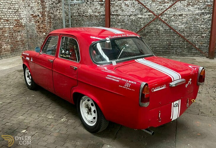 Carica immagine in Galleria Viewer, Vetri in Policarbonato per Alfa Romeo Giulietta Ti
