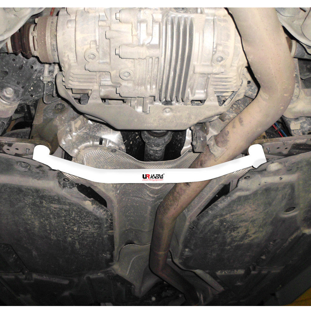 Barra antiavvicinamento posteriore inferiore 2 punti ULTRA RACING BMW X6 E71 3.0T 08+