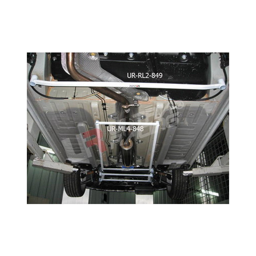 Barra antiavvicinamento posteriore inferiore ULTRA RACING Peugeot 308 Tbo + RCZ