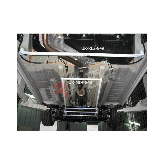 Barra antiavvicinamento posteriore inferiore ULTRA RACING Peugeot 308 Tbo + RCZ