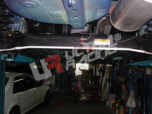 Barra antirollio posteriore ULTRA RACING Suzuki Swift 05-09 19mm
