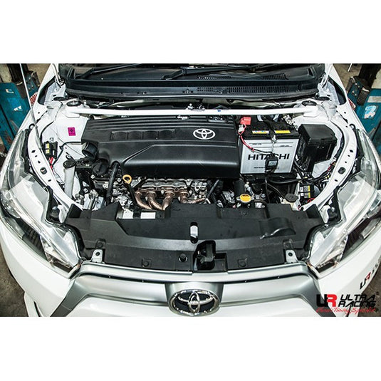 Barra di gamba superiore anteriore Toyota Yaris 10+ XP13 2 punti